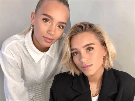 lisa and lena coming out|Lisa and Lena Mantler Biography: Age, Career, Boyfriends.